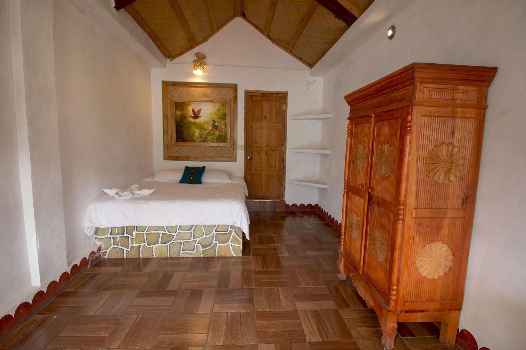 Eco Suites Uxlabil Guatemala Esterno foto