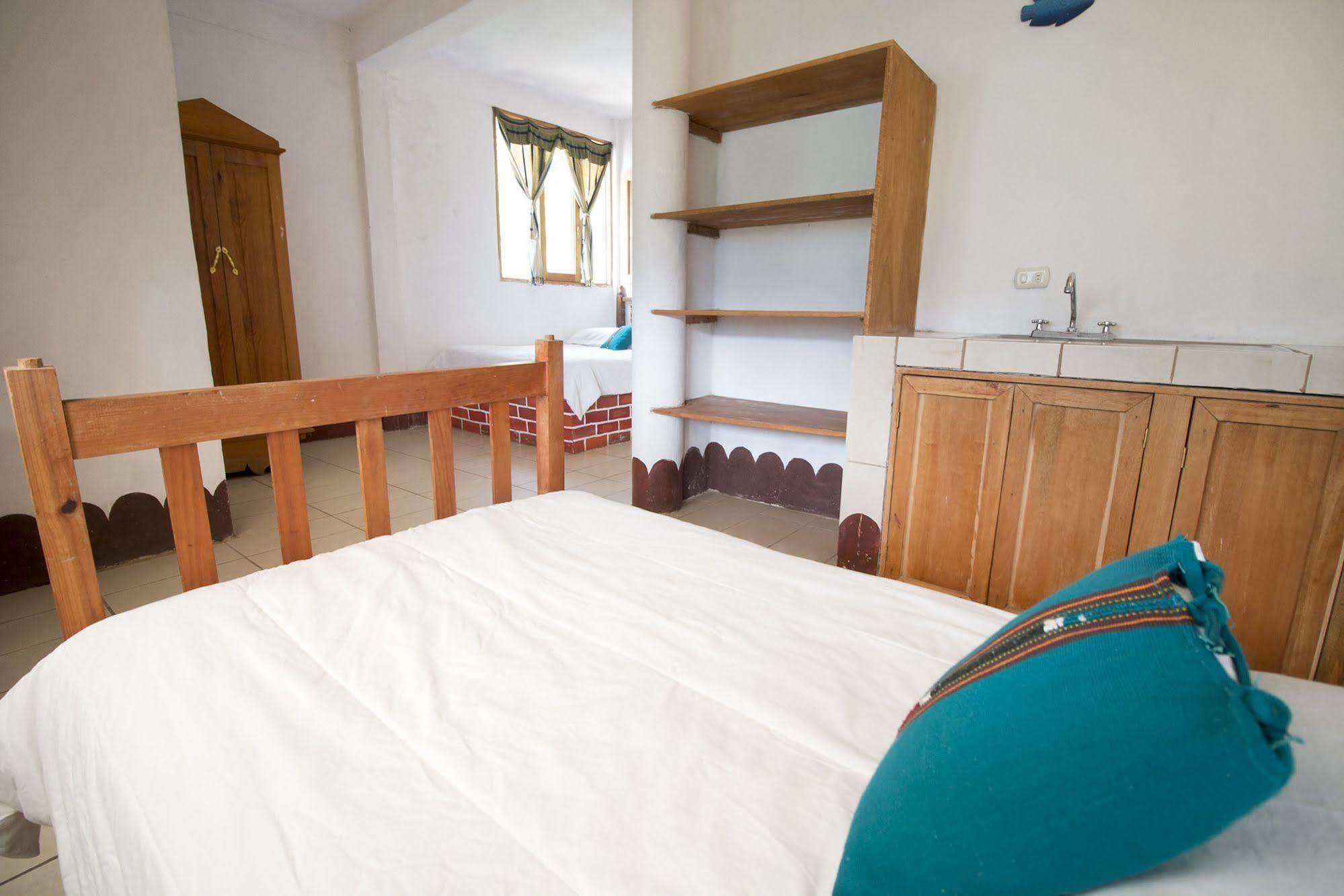 Eco Suites Uxlabil Guatemala Esterno foto