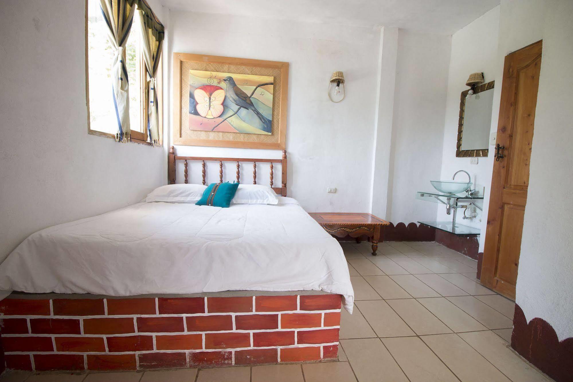 Eco Suites Uxlabil Guatemala Esterno foto