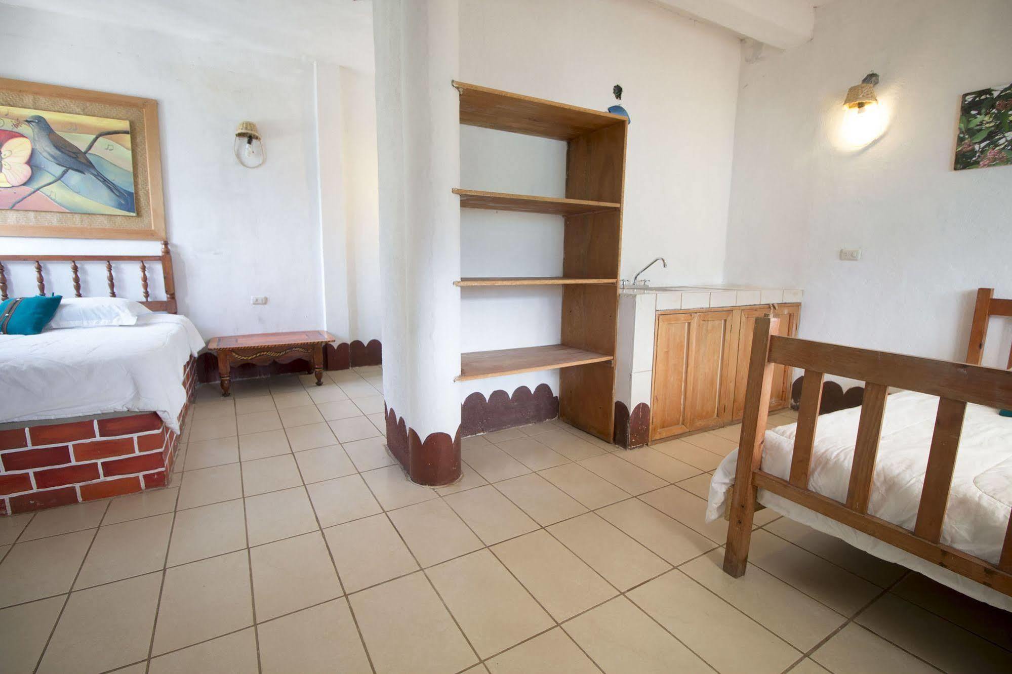 Eco Suites Uxlabil Guatemala Esterno foto