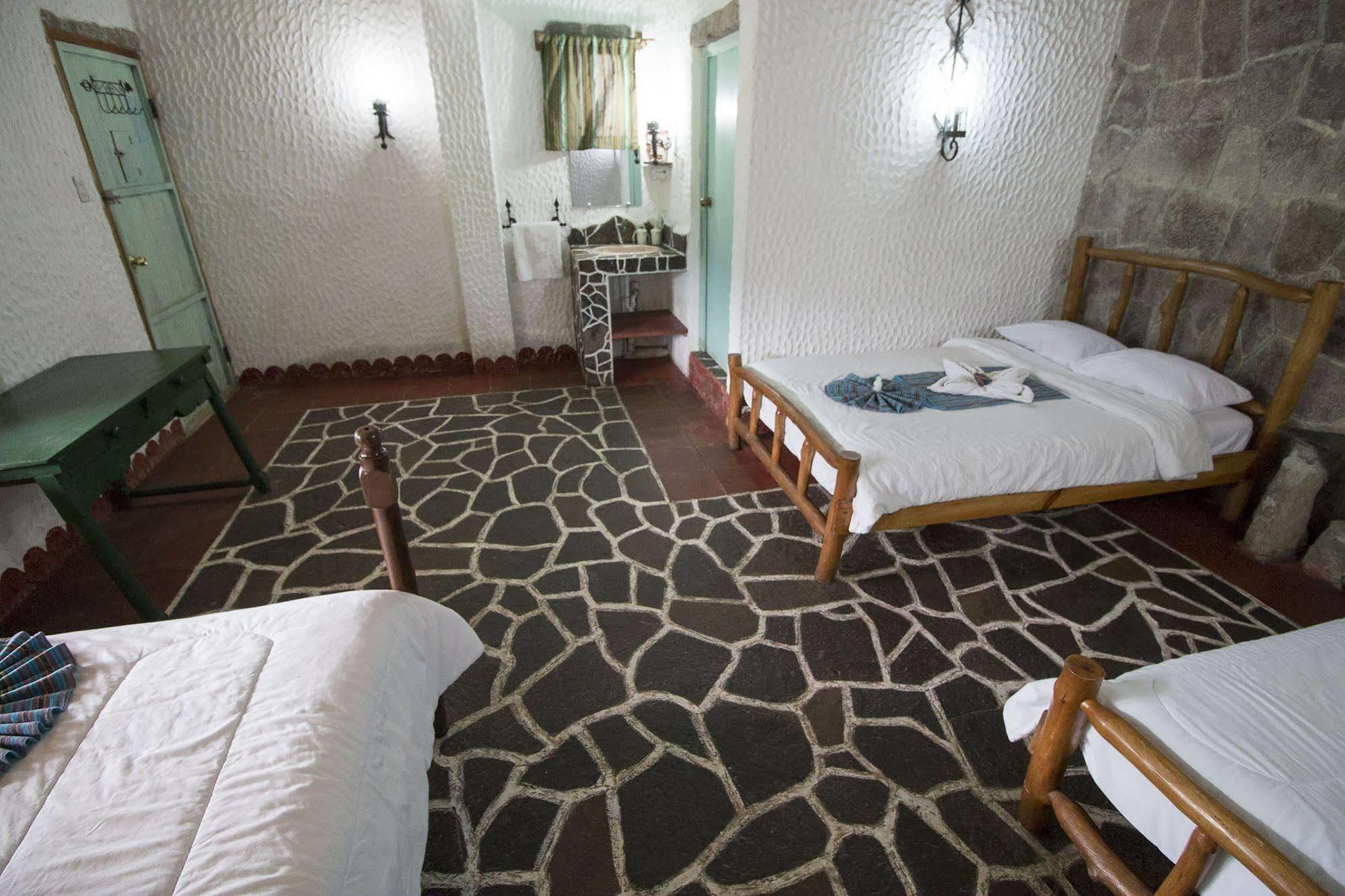 Eco Suites Uxlabil Guatemala Esterno foto